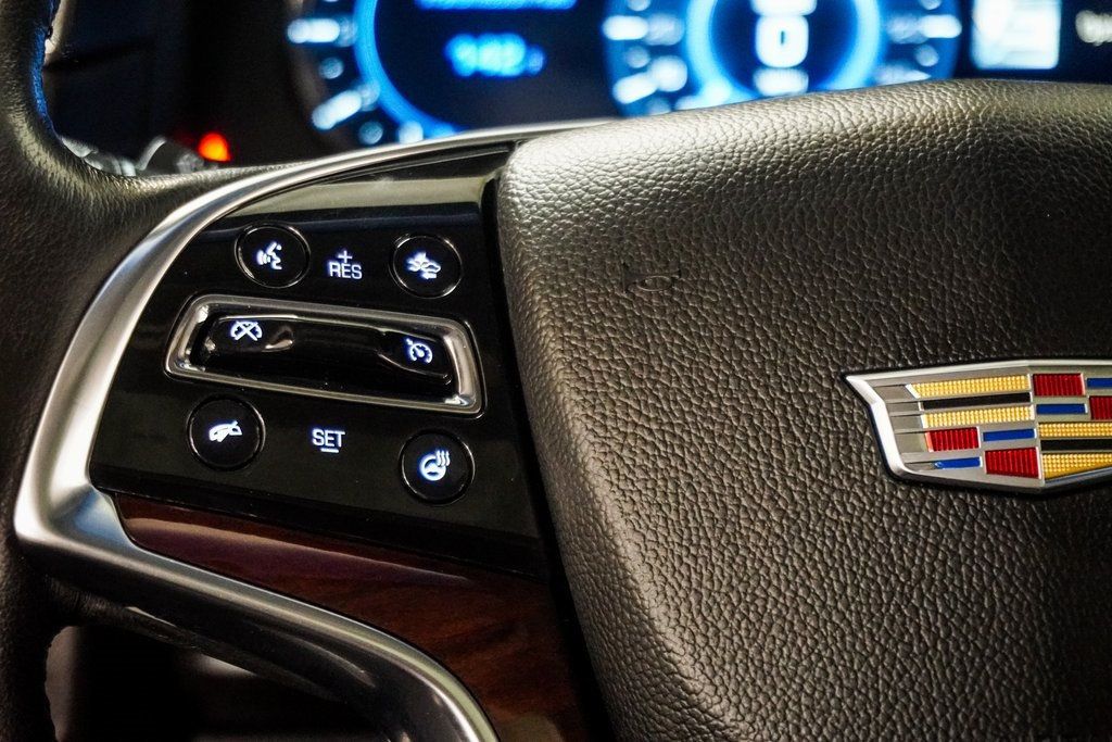 2017 Cadillac Escalade ESV Luxury photo 28