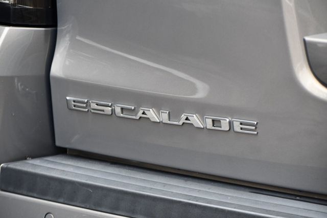 2017 Cadillac Escalade ESV 4WD 4dr Luxury - 22983224 - 19