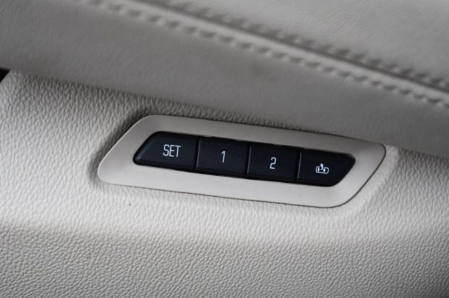 2017 Cadillac Escalade ESV 4WD 4dr Luxury - 22983224 - 46