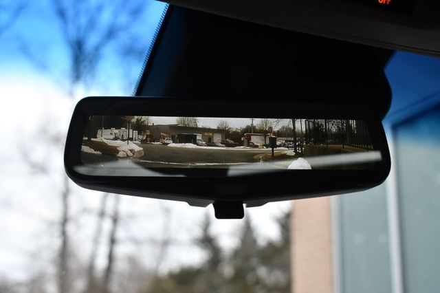 2017 Cadillac Escalade ESV 4WD 4dr Luxury - 22983224 - 53