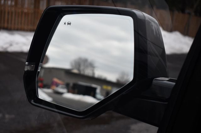 2017 Cadillac Escalade ESV 4WD 4dr Luxury - 22983224 - 55