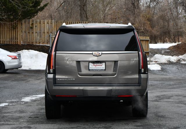 2017 Cadillac Escalade ESV 4WD 4dr Luxury - 22983224 - 6