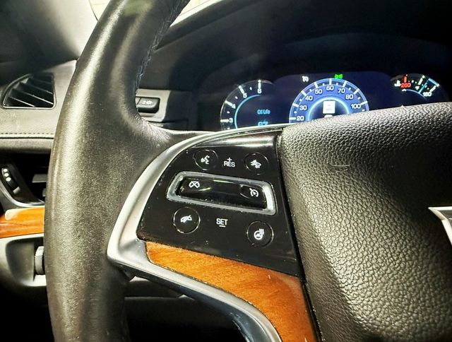 2017 Cadillac Escalade ESV 4WD 4dr Luxury - 22930735 - 11