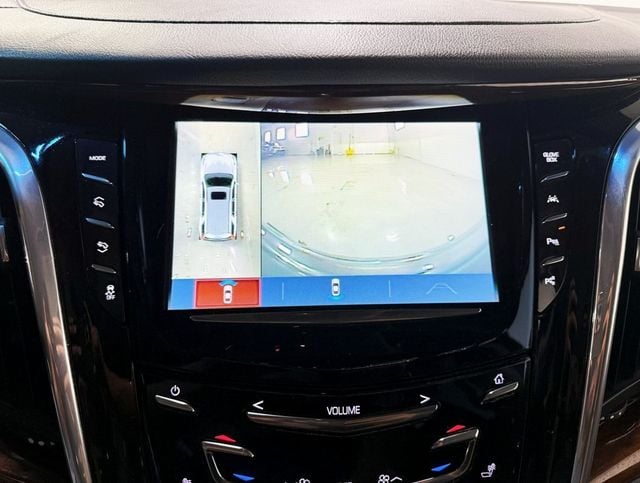 2017 Cadillac Escalade ESV 4WD 4dr Luxury - 22930735 - 21