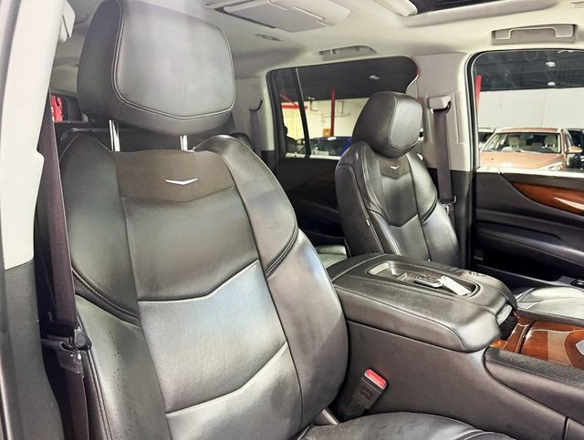2017 Cadillac Escalade ESV 4WD 4dr Luxury - 22930735 - 53