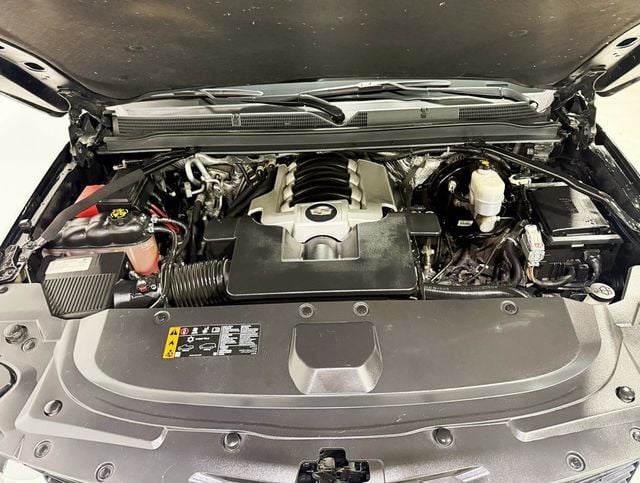 2017 Cadillac Escalade ESV 4WD 4dr Luxury - 22930735 - 56
