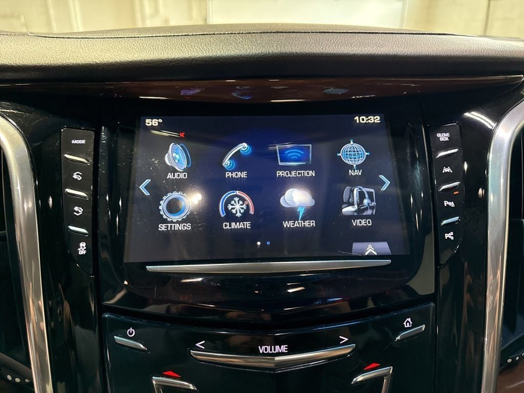 2017 Cadillac Escalade ESV 4WD 4dr Luxury - 23007338 - 20