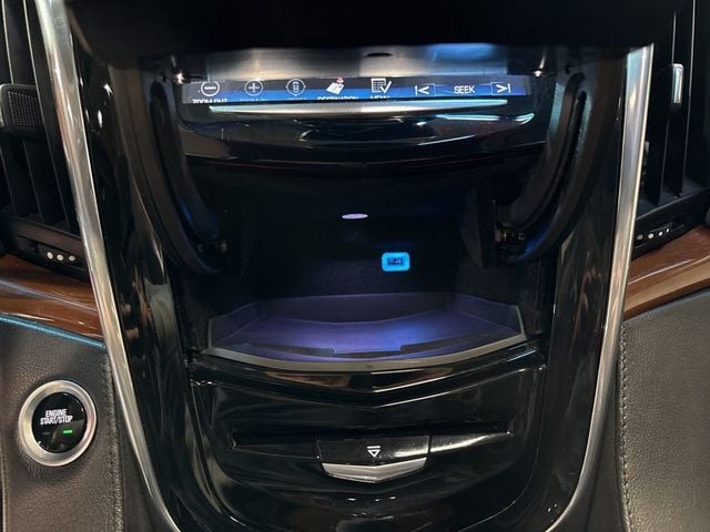 2017 Cadillac Escalade ESV 4WD 4dr Luxury - 23007338 - 23