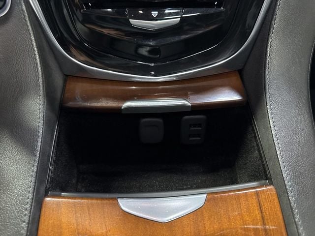 2017 Cadillac Escalade ESV 4WD 4dr Luxury - 23007338 - 25
