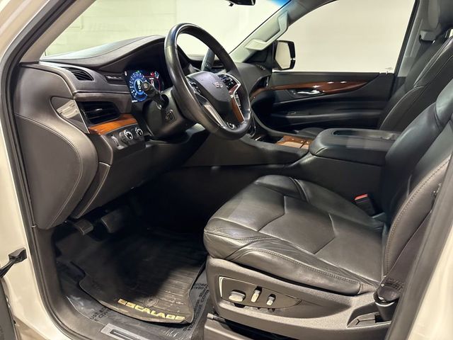 2017 Cadillac Escalade ESV 4WD 4dr Luxury - 23007338 - 30