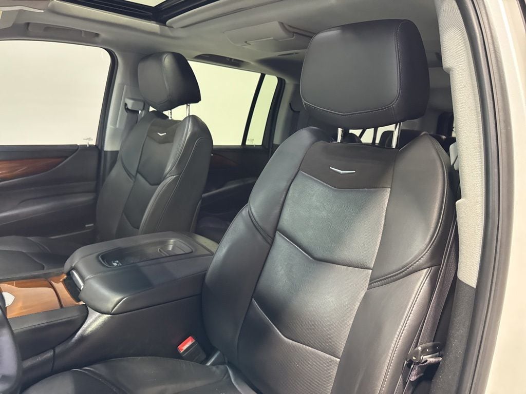 2017 Cadillac Escalade ESV 4WD 4dr Luxury - 23007338 - 32