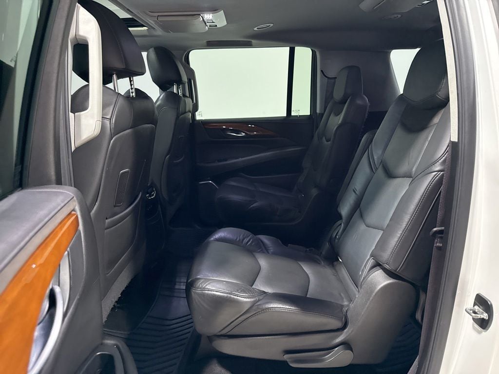 2017 Cadillac Escalade ESV 4WD 4dr Luxury - 23007338 - 38