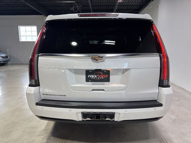 2017 Cadillac Escalade ESV 4WD 4dr Luxury - 23007338 - 5