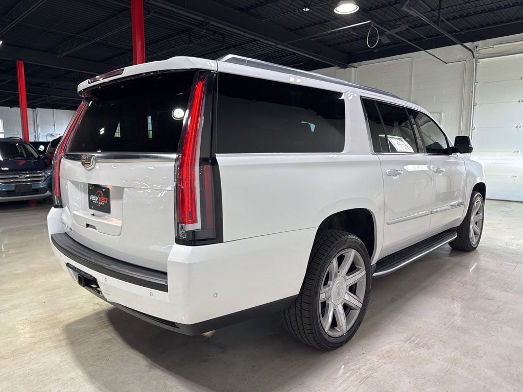 2017 Cadillac Escalade ESV 4WD 4dr Luxury - 23007338 - 6