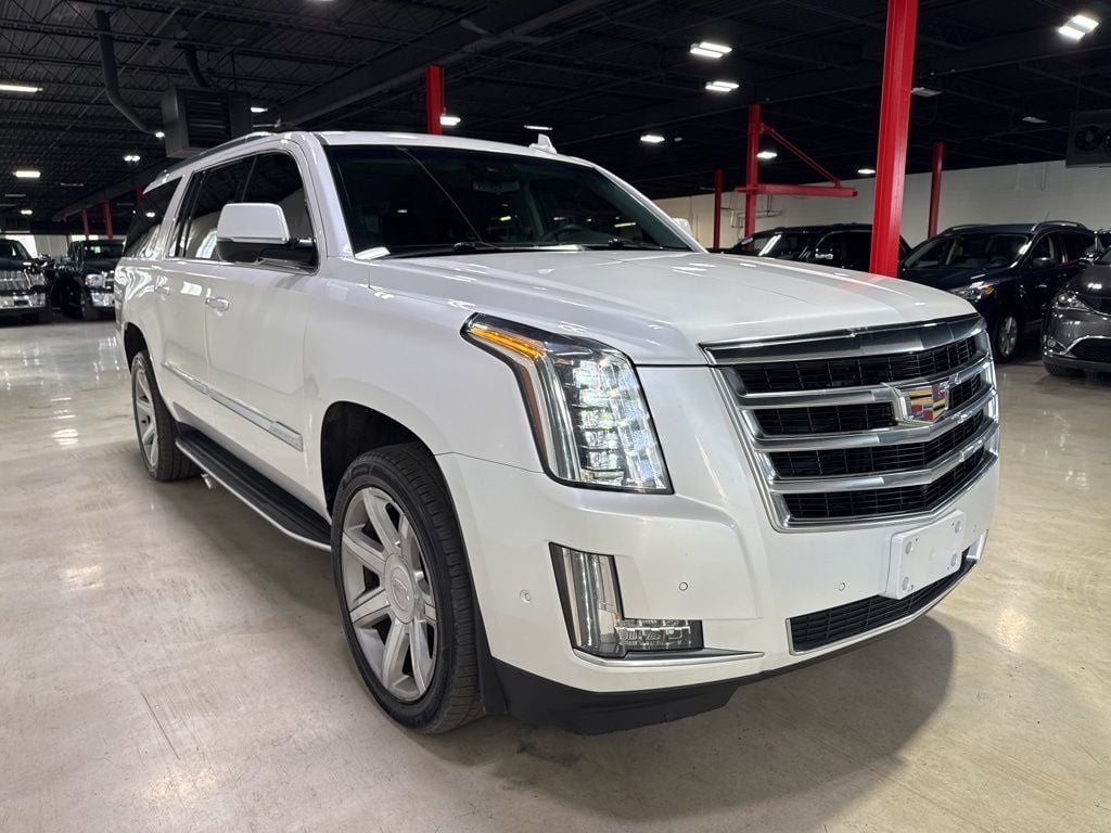 2017 Cadillac Escalade ESV 4WD 4dr Luxury - 23007338 - 7
