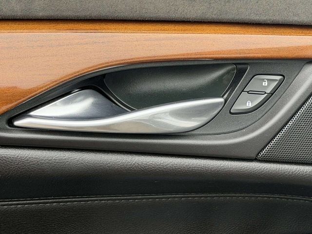 2017 Cadillac Escalade ESV 4WD 4dr Luxury - 22986776 - 15