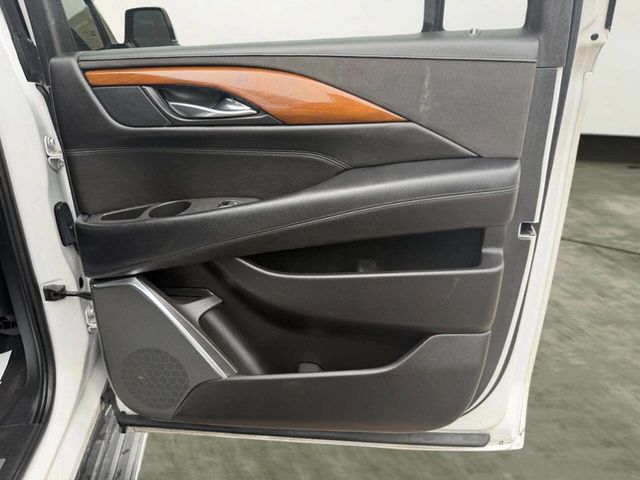 2017 Cadillac Escalade ESV 4WD 4dr Luxury - 22986776 - 27