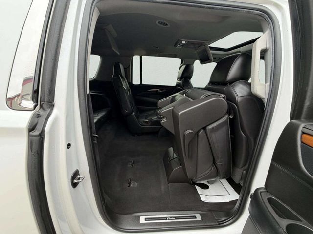 2017 Cadillac Escalade ESV 4WD 4dr Luxury - 22986776 - 31