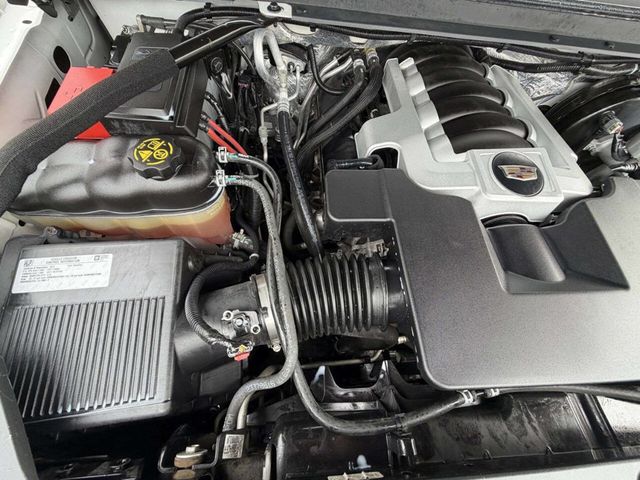 2017 Cadillac Escalade ESV 4WD 4dr Luxury - 22986776 - 36