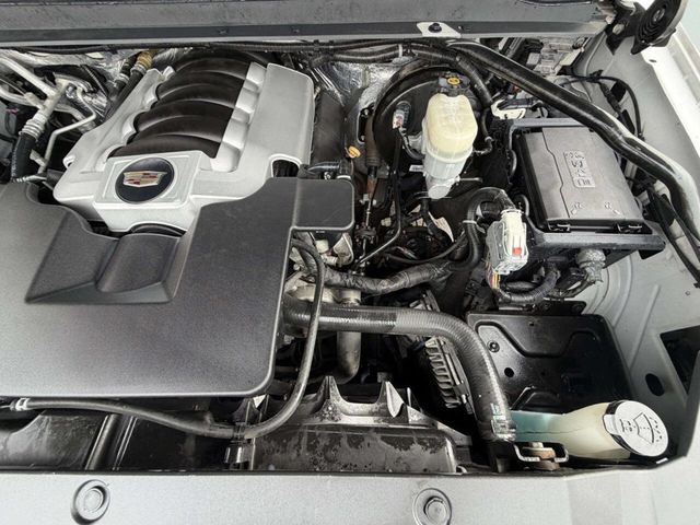 2017 Cadillac Escalade ESV 4WD 4dr Luxury - 22986776 - 37