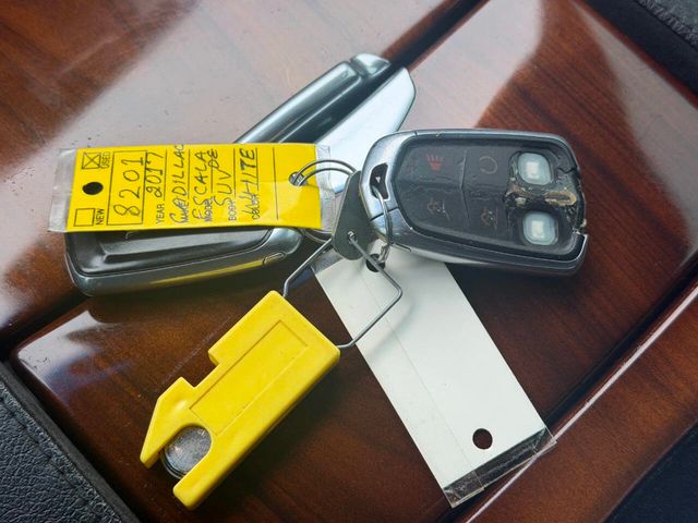 2017 Cadillac Escalade ESV 4WD 4dr Luxury - 22986776 - 58