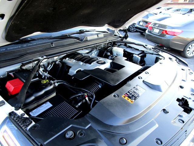 2017 Cadillac Escalade ESV 4WD 4dr Luxury - 22989325 - 45