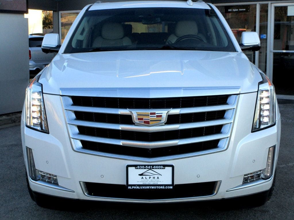 2017 Cadillac Escalade ESV 4WD 4dr Luxury - 22989325 - 5