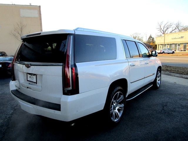 2017 Cadillac Escalade ESV 4WD 4dr Luxury - 22989325 - 7