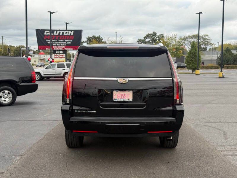 2017 Cadillac Escalade ESV 4WD 4dr Luxury - 22930848 - 5