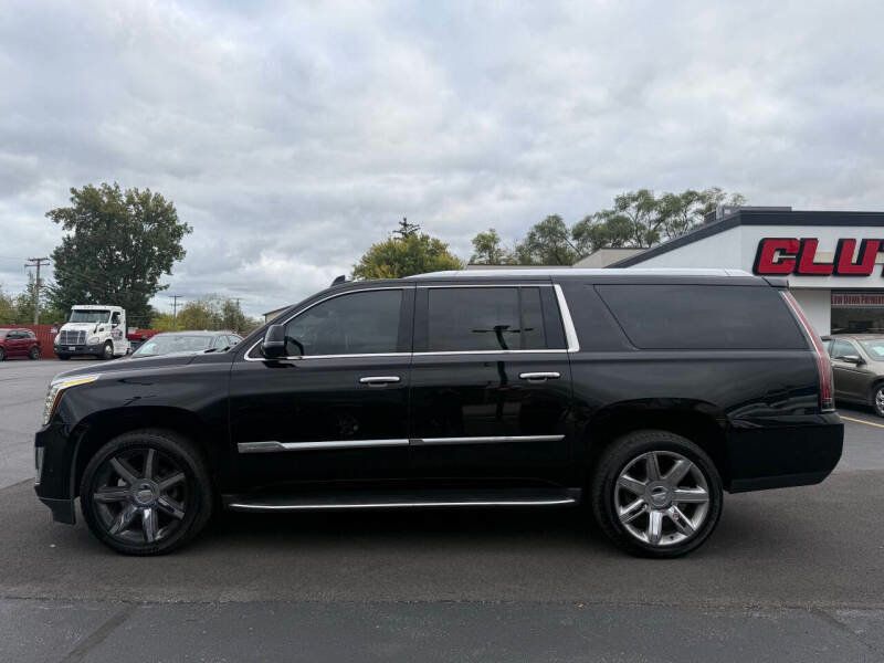 2017 Cadillac Escalade ESV 4WD 4dr Luxury - 22930848 - 7