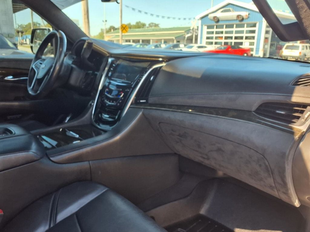 2017 Cadillac Escalade ESV 4WD 4dr Platinum - 23093496 - 24