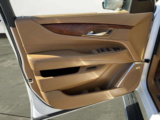 2017 Cadillac Escalade ESV 4WD 4dr Platinum - 22950701 - 14