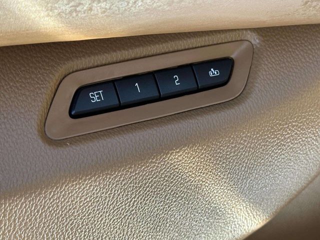 2017 Cadillac Escalade ESV 4WD 4dr Platinum - 22950701 - 16