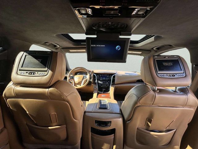 2017 Cadillac Escalade ESV 4WD 4dr Platinum - 22950701 - 31