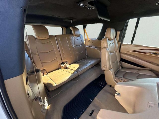 2017 Cadillac Escalade ESV 4WD 4dr Platinum - 22950701 - 35