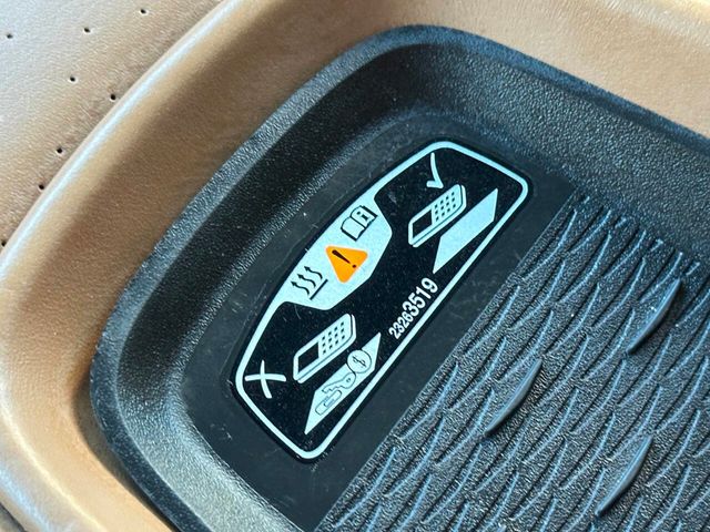 2017 Cadillac Escalade ESV 4WD 4dr Platinum - 22950701 - 63