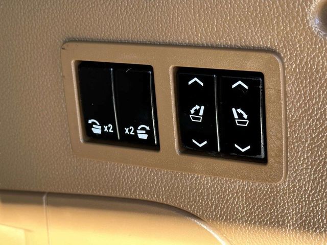 2017 Cadillac Escalade ESV 4WD 4dr Platinum - 22950701 - 7