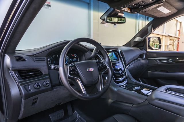 2017 Cadillac Escalade ESV 4WD 4dr Platinum - 23001064 - 14