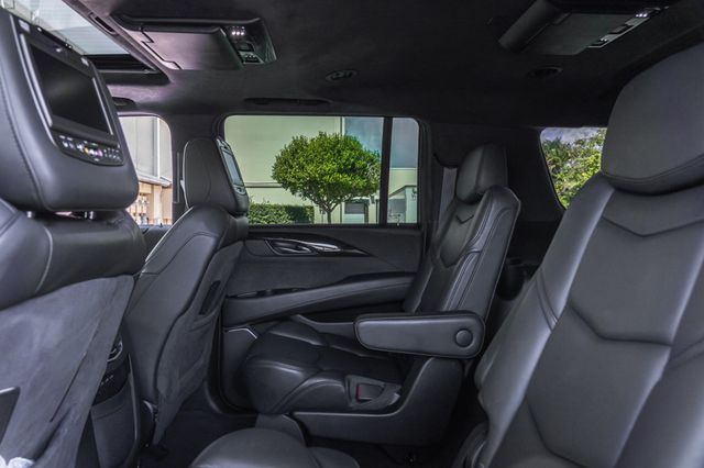 2017 Cadillac Escalade ESV 4WD 4dr Platinum - 23001064 - 20