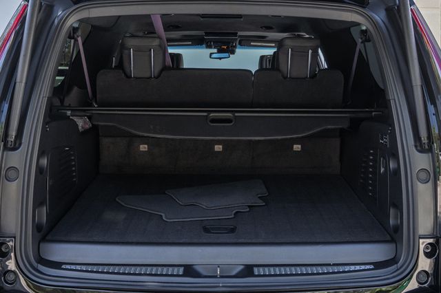 2017 Cadillac Escalade ESV 4WD 4dr Platinum - 23001064 - 31