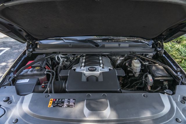 2017 Cadillac Escalade ESV 4WD 4dr Platinum - 23001064 - 34