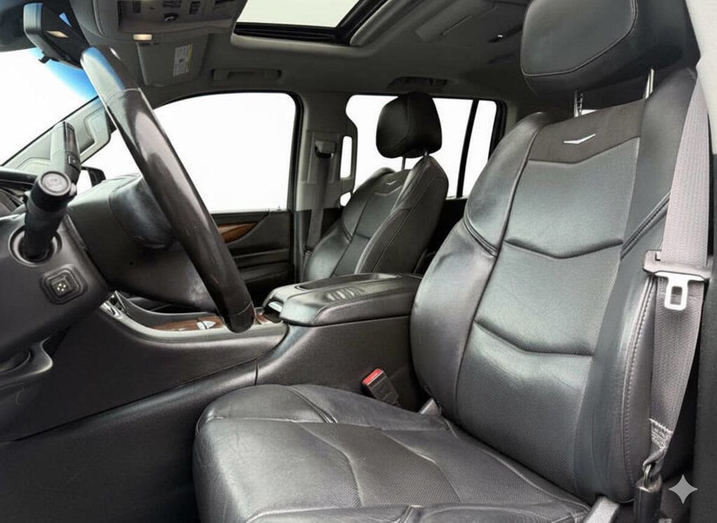 2017 Cadillac Escalade ESV Cadillac Escalade ESV Luxury - Loaded - AWD Ready - 22930848 - 10