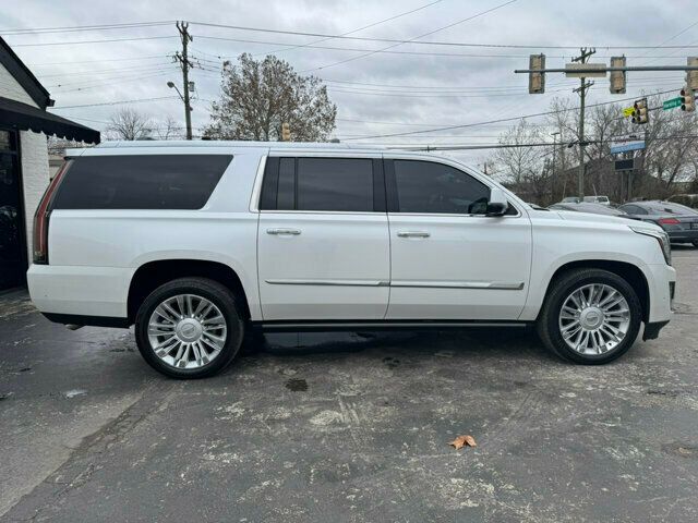 2017 Cadillac Escalade ESV LocalTrade/4X4/Platinum/RearCaptains-DVD/PwrFolding 3rd Row - 22725741 - 5