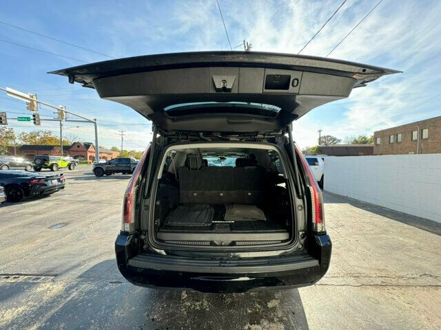 2017 Cadillac Escalade ESV LocalTrade/PremiumLuxury/4WD/2ndRowCaptainSeats/BackupCamera - 22655300 - 13