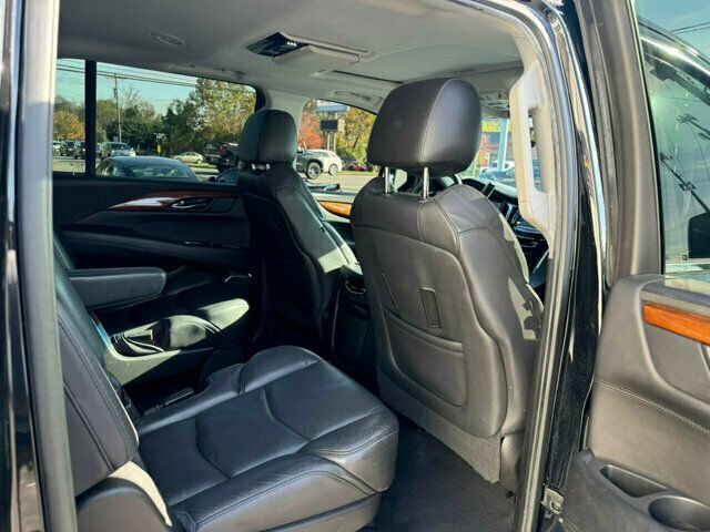 2017 Cadillac Escalade ESV LocalTrade/PremiumLuxury/4WD/2ndRowCaptainSeats/BackupCamera - 22655300 - 15