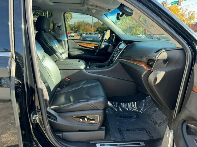 2017 Cadillac Escalade ESV LocalTrade/PremiumLuxury/4WD/2ndRowCaptainSeats/BackupCamera - 22655300 - 20