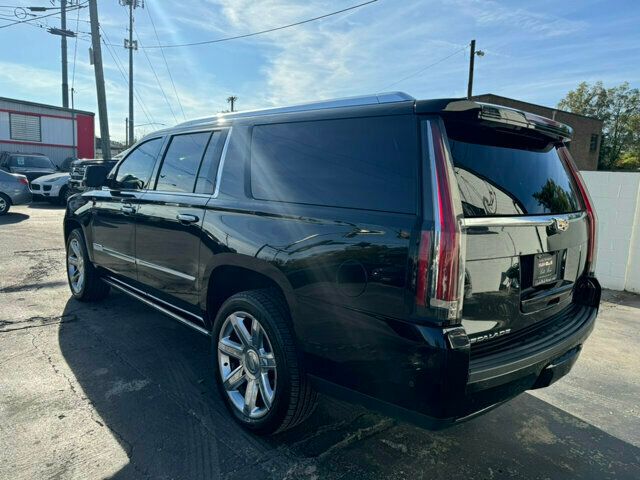 2017 Cadillac Escalade ESV LocalTrade/PremiumLuxury/4WD/2ndRowCaptainSeats/BackupCamera - 22655300 - 2