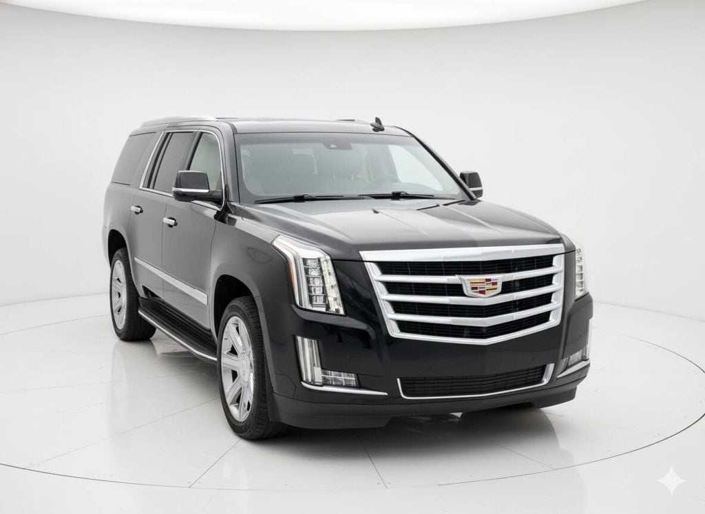 2017 Cadillac Escalade ESV Luxury photo 4