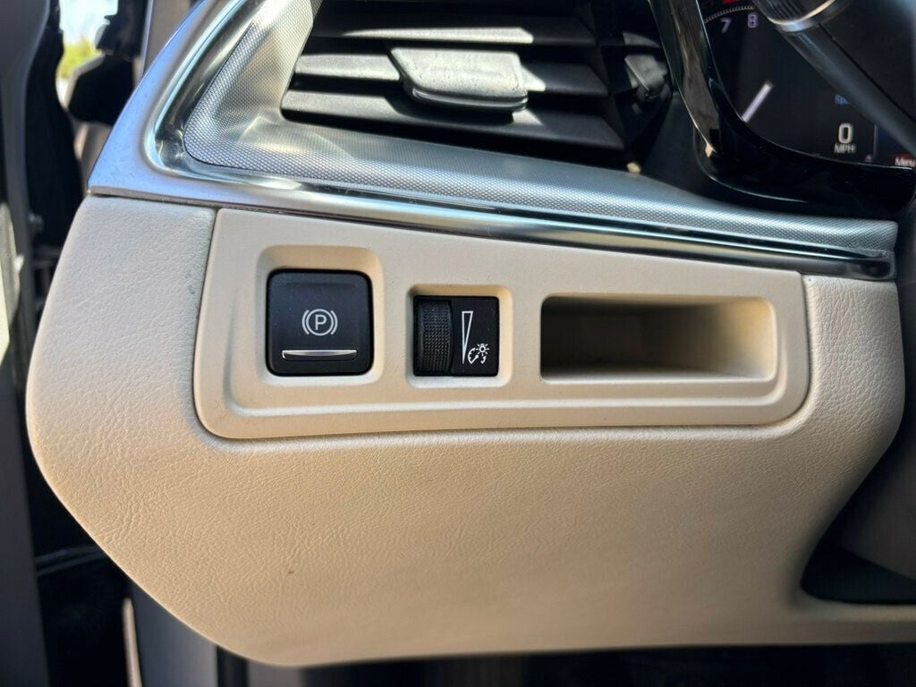 2017 Cadillac XT5 2017 CADILLAC XT5 PREMIUM LUXURY W/DRIVER AWARENESS PKG  - 22995744 - 38