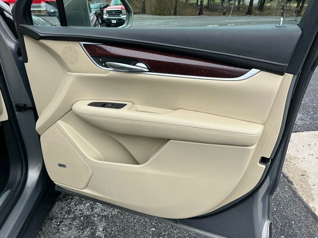 2017 Cadillac XT5 ALL WHEEL DRIVE LUXURY - 23002757 - 18